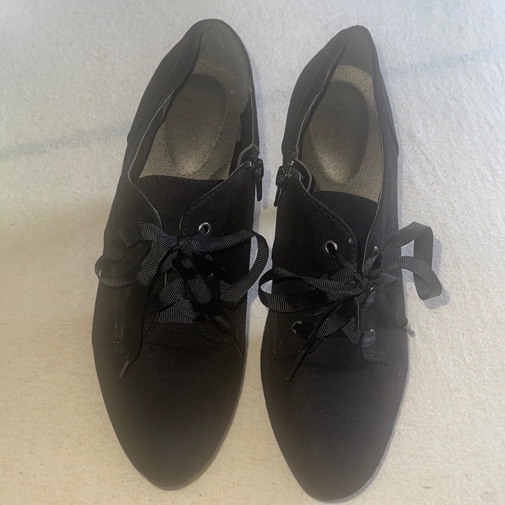 Black Suede Like Material Healed Booties, Size 10. Side Zip, Tie Booties.